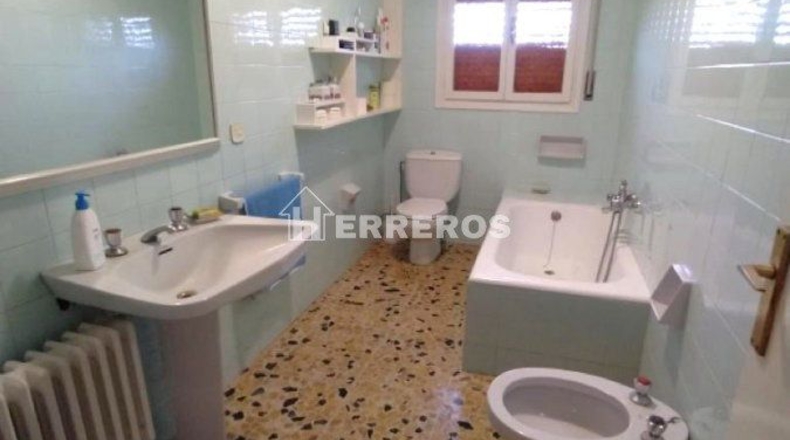 La Rioja - Лардеро - 1000m2