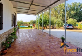 Utrera 2570&nbsp;м²