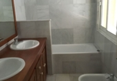 Chalet independiente con terreno en alquiler en Mairena del Aljarafe ref: TR393927 foto