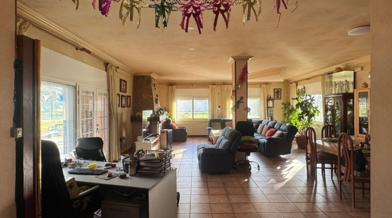 Girona - Llagostera - 18000m2