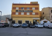 Участок с постройкой на продажу в городе Jérica. Фото