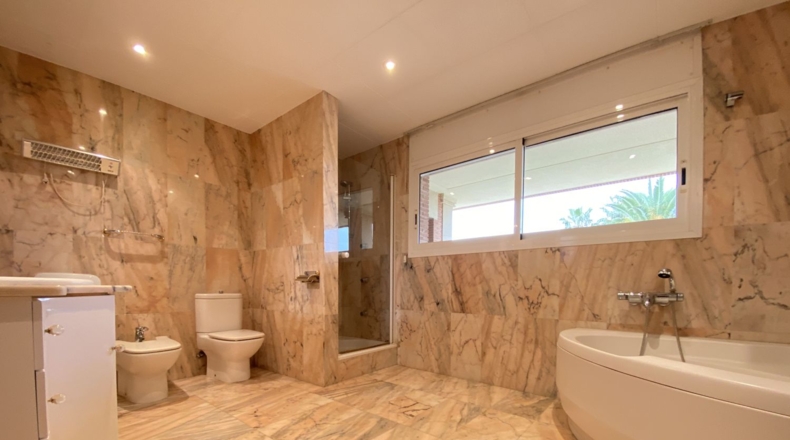 Tarragona - Cambrils - 1232m2