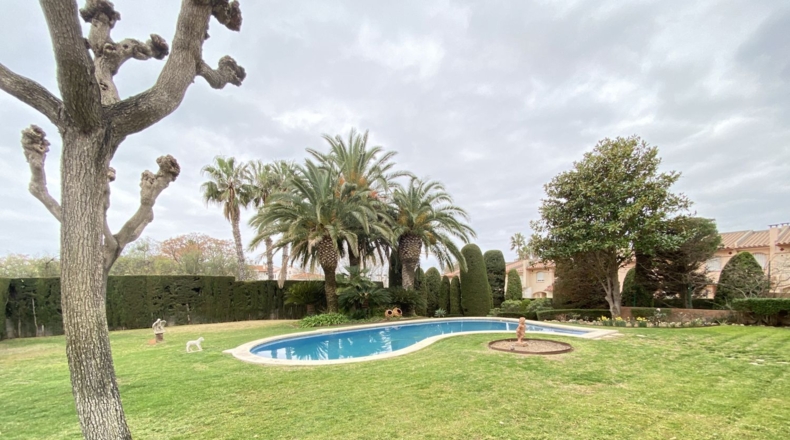 Tarragona - Cambrils - 1232m2