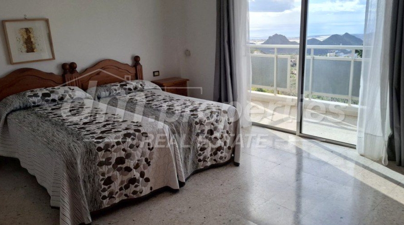 Santa Cruz de Tenerife - Arona - 2000m2