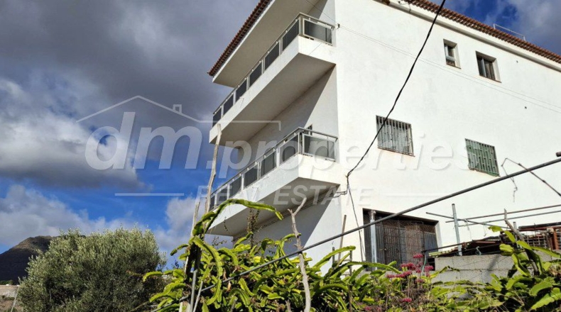 Santa Cruz de Tenerife - Arona - 2000m2