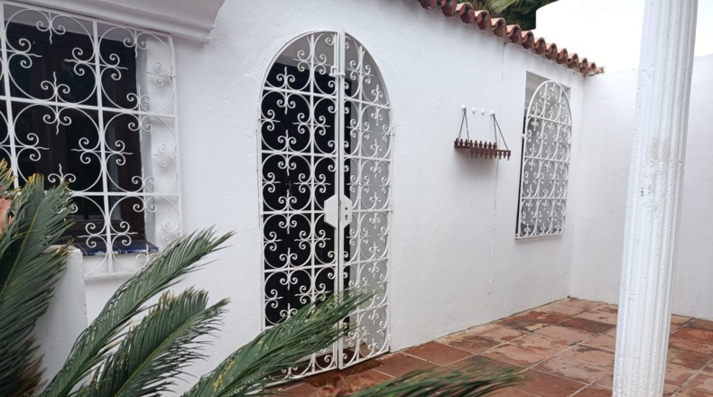 Málaga - Estepona - 2500m2