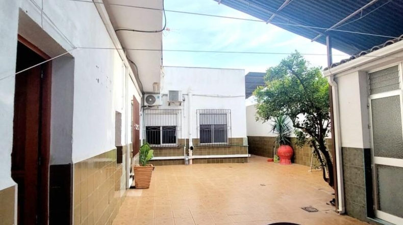 Valencia - Beniatjar - 682m2