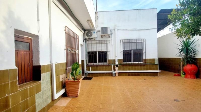 Valencia - Beniatjar - 682m2