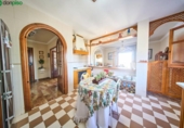 Отдельно стоящий дом с участком на продажу в городе Villa de Otura Фото