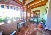 Отдельно стоящий дом с участком на продажу в городе Villa de Otura Фото