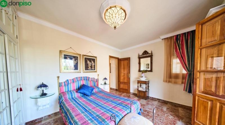 Granada - Villa de Otura - 638m2