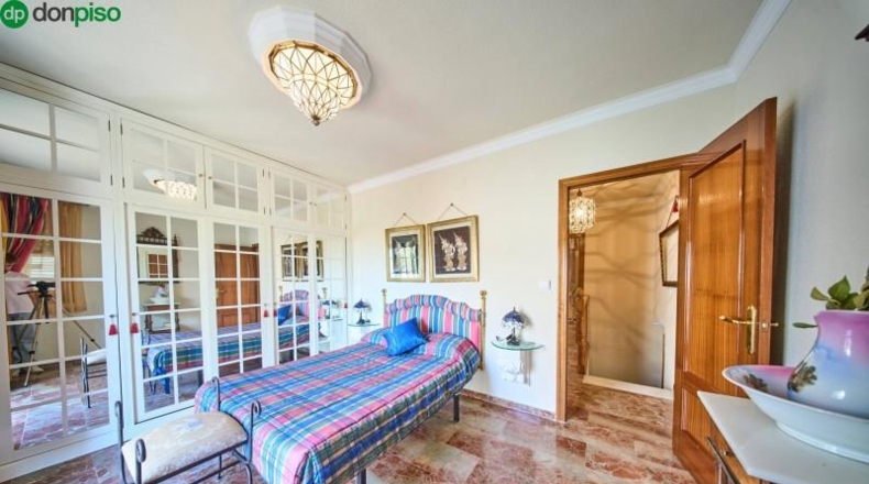 Granada - Villa de Otura - 638m2