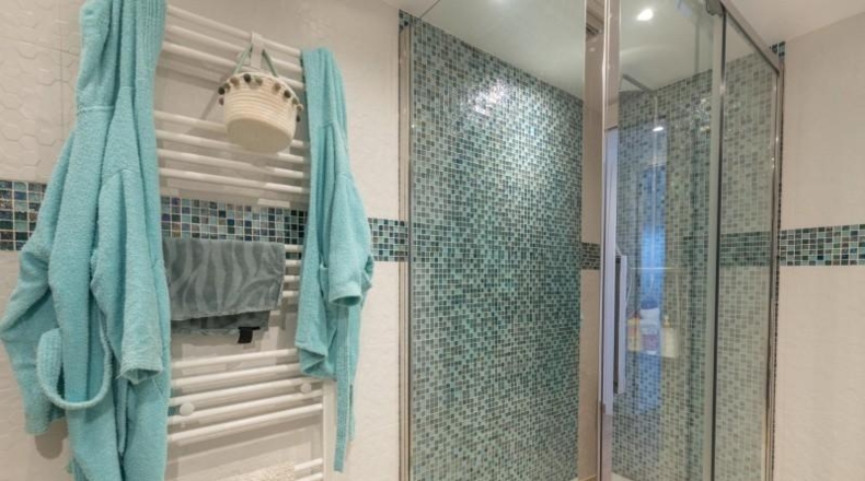 Granada - Peligros - 240m2