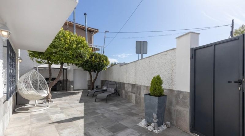 Granada - Peligros - 240m2
