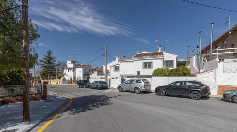 Granada - Peligros - 240m2