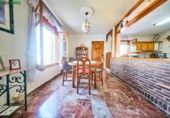 Отдельно стоящий дом с участком на продажу в городе Villa de Otura Фото