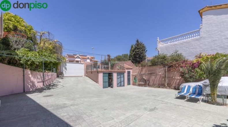 Granada - Los Llanos - 945m2