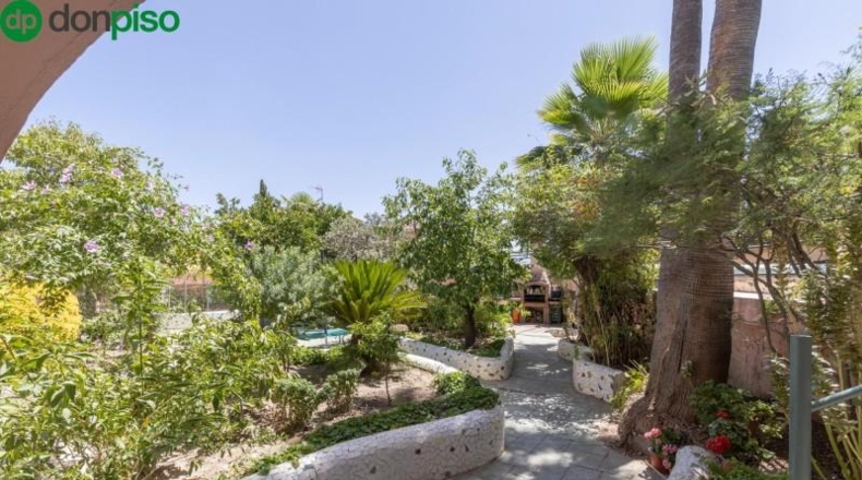 Granada - Los Llanos - 945m2