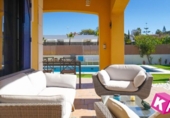 Chalet independiente con terreno en venta en la España, Santa Pola, ref: TR400616 foto