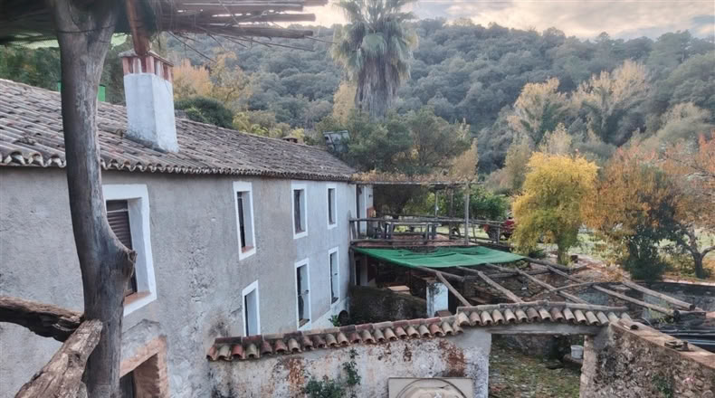 Málaga - Alpandeire - 26000m2