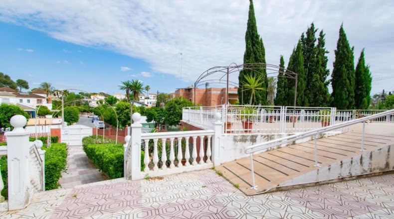 Seville - Alcalá de Guadaíra - 312.54m2