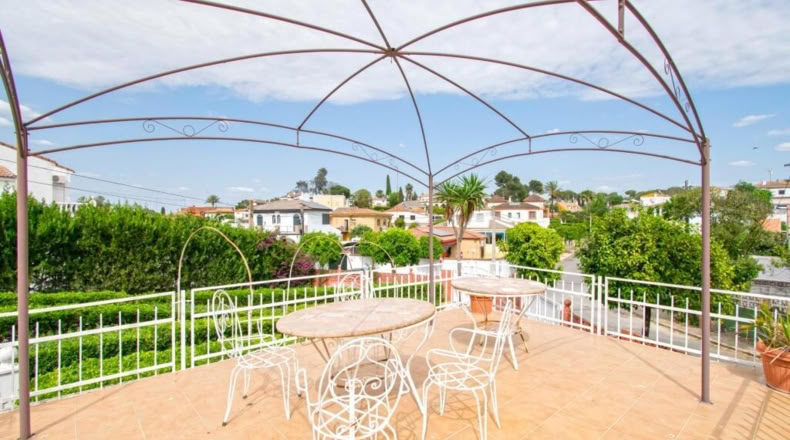 Seville - Alcalá de Guadaíra - 312.54m2