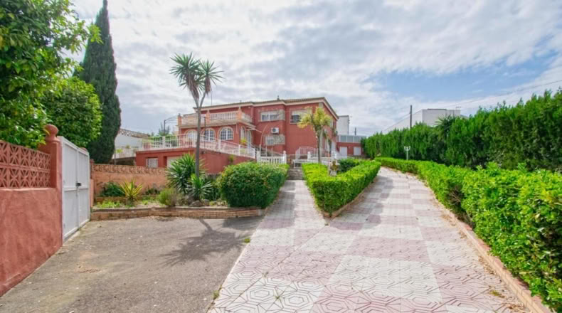 Seville - Alcalá de Guadaíra - 312.54m2
