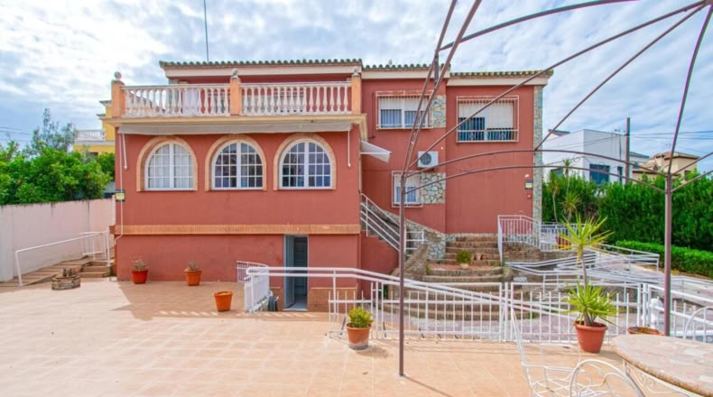 Seville - Alcalá de Guadaíra - 312.54m2