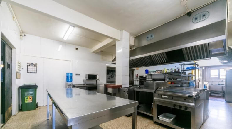 Barcelona - Cerdanyola del Vallès - 591m2