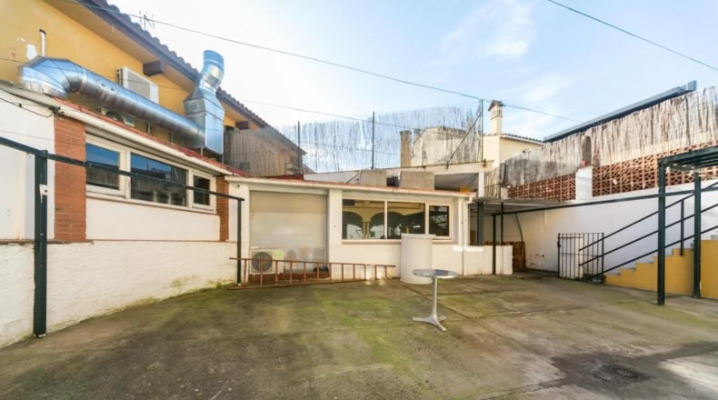 Barcelona - Cerdanyola del Vallès - 591m2