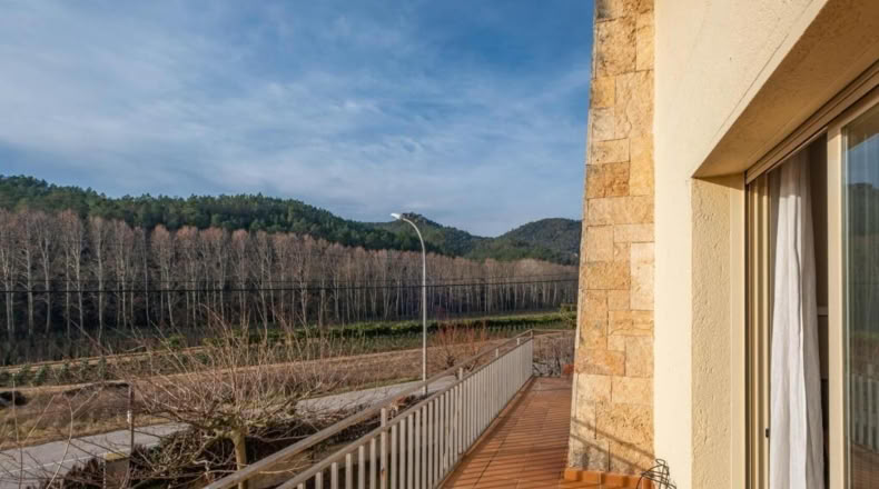 Gerona - Santa Coloma de Farners - 205m2