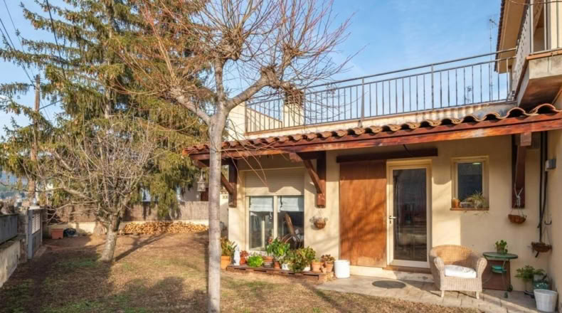 Gerona - Santa Coloma de Farners - 205m2