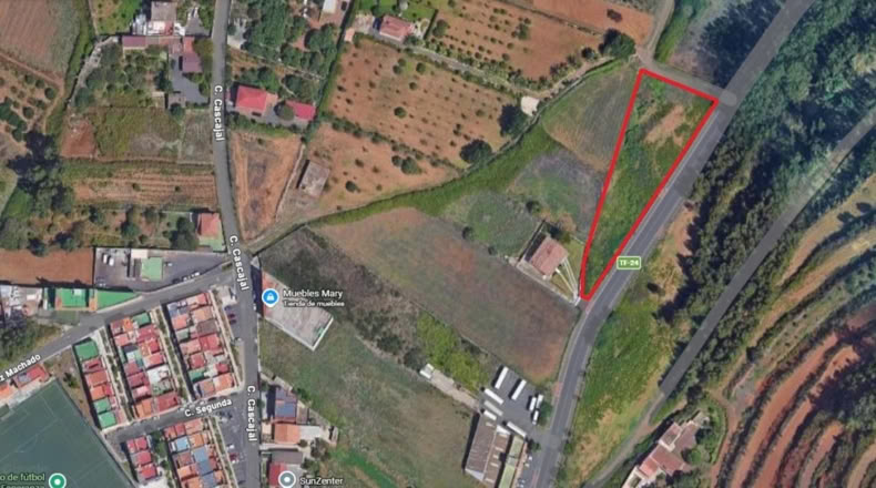 Santa Cruz de Tenerife - Сан-Кристобаль-де-Ла-Лагуна - 3017m2