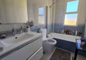 Xalet adossat amb terreny en venda a Estepona ref.: TR394135 foto