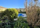 Xalet adossat amb terreny en venda a Estepona ref.: TR394135 foto