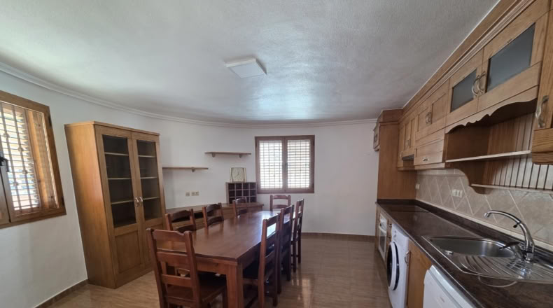 Alicante - Torrevieja - 410m2