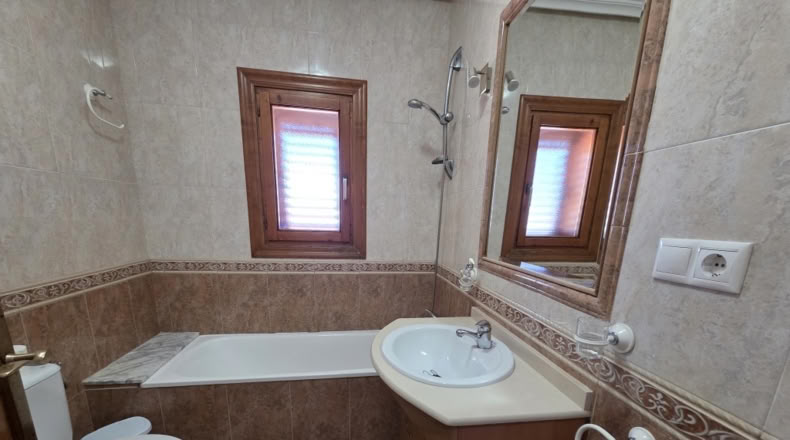 Alicante - Torrevieja - 410m2