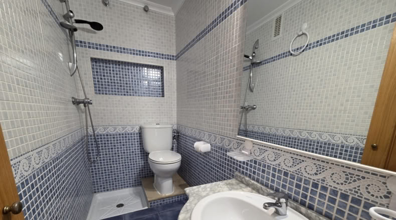 Alicante - Torrevieja - 410m2