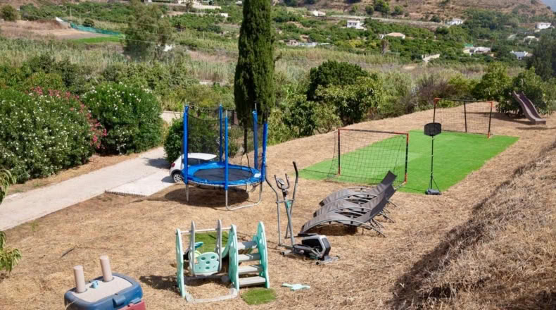 Малага - Nerja - 3600m2