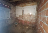 Дом с участком на продажу в городе La Bañeza Фото