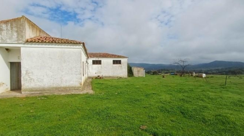 Badajoz - Jerez de los Caballeros - 131800m2