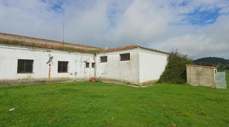 Badajoz - Jerez de los Caballeros - 131800m2