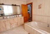 Casa de pueblo en venta en la España, El Ejido, ref: TR400727 foto