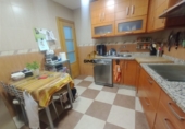 Дом с участком на продажу в городе Хаэн. Фото