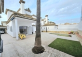 Xalet independent amb terreny en venda a Chiclana de la Frontera ref.: TR394255 foto