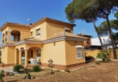 Xalet independent amb terreny en venda a Chiclana de la Frontera ref.: TR394586 foto