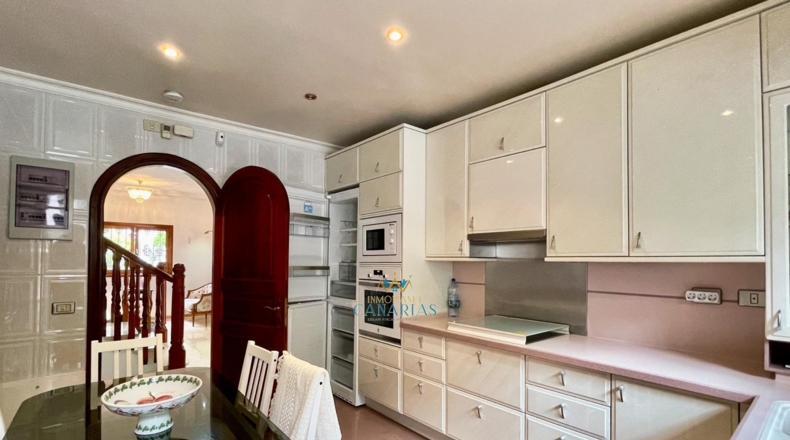 Лас-Пальмас - La Montañeta - 910m2