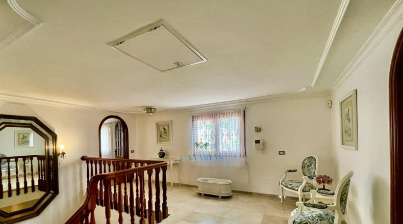 Лас-Пальмас - La Montañeta - 910m2