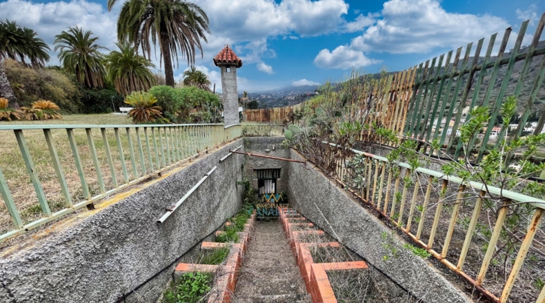 Лас-Пальмас - Las Meleguinas - 9746m2
