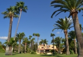 Xalet independent amb terreny en venda a Estepona ref.: TR394275 foto